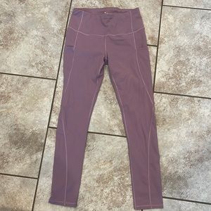 Pink leggings with pockets